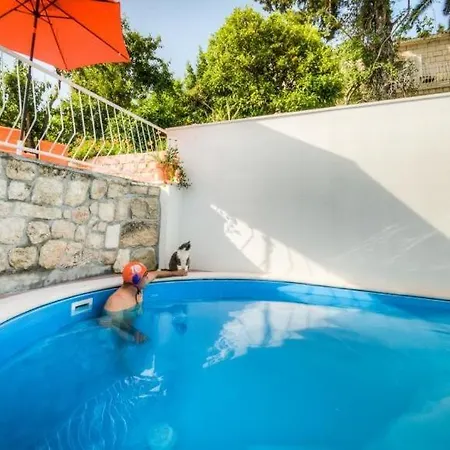 Nina Gostinjska kuća 4*