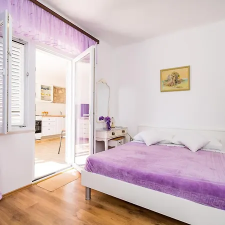 Guest house Nina
